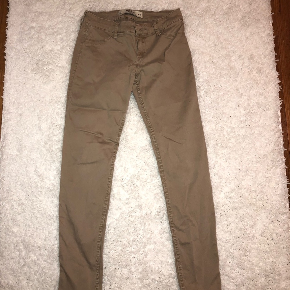 khaki skinny jeans